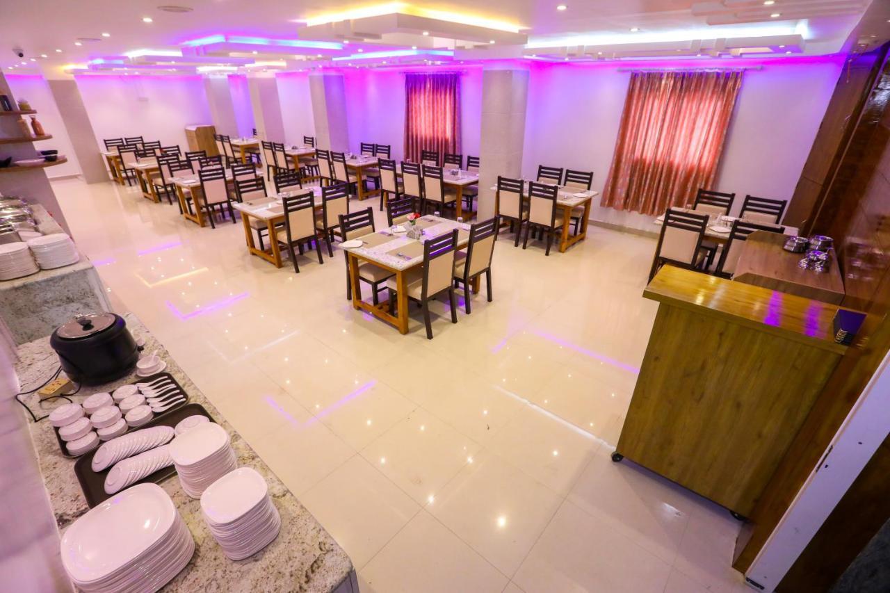 Nitheesh Residency Hotel Kanchipuram Buitenkant foto