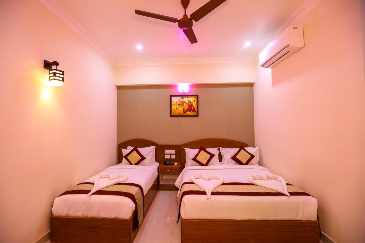 Nitheesh Residency Hotel Kanchipuram Buitenkant foto