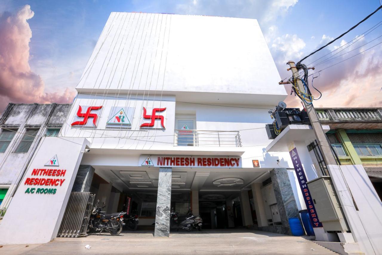 Nitheesh Residency Hotel Kanchipuram Buitenkant foto