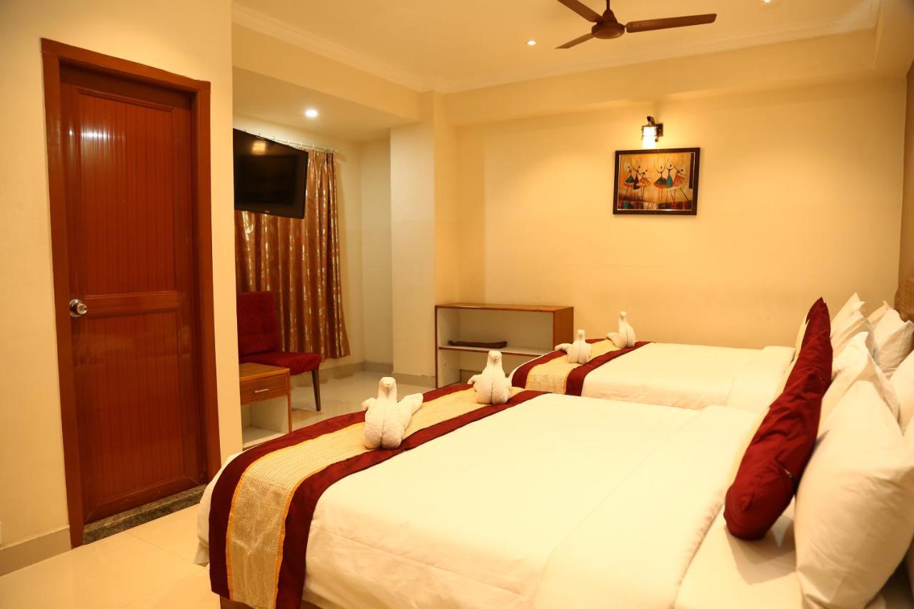 Nitheesh Residency Hotel Kanchipuram Buitenkant foto