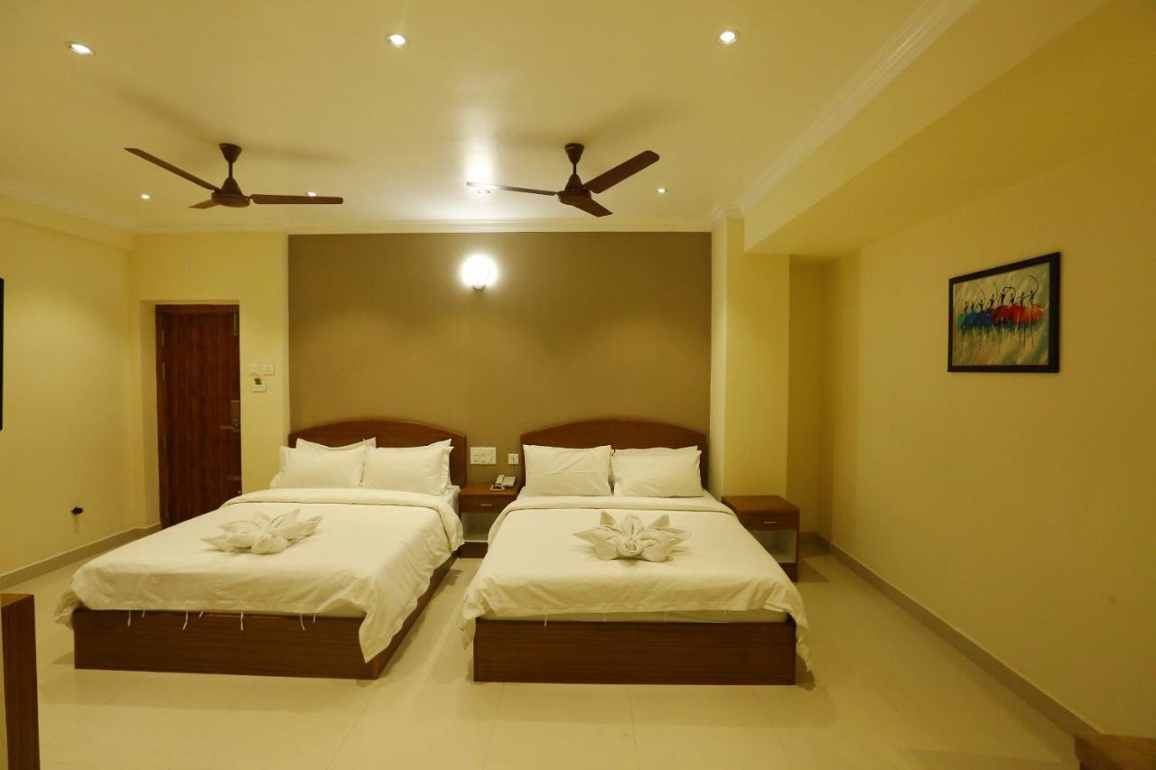 Nitheesh Residency Hotel Kanchipuram Buitenkant foto