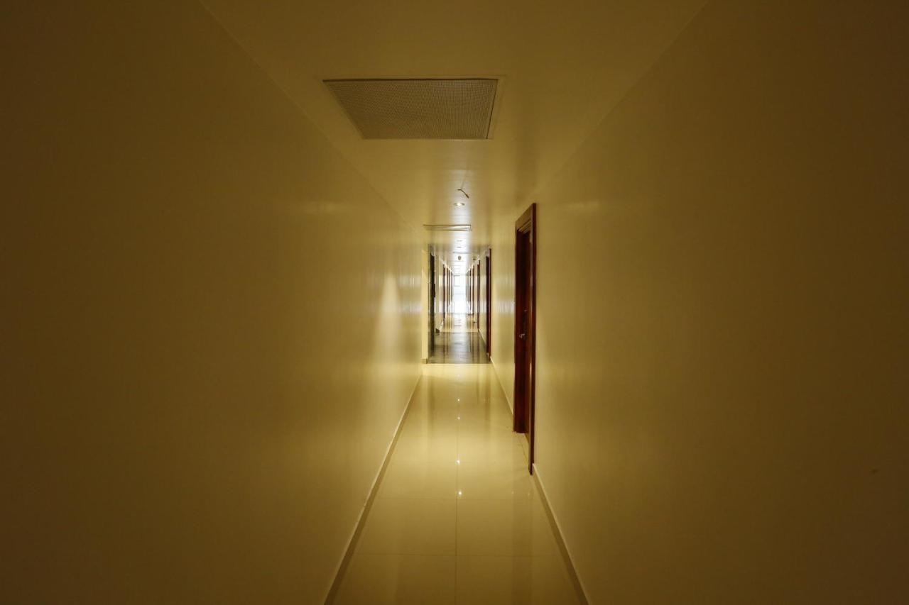 Nitheesh Residency Hotel Kanchipuram Buitenkant foto