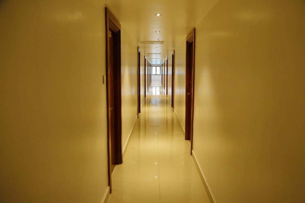 Nitheesh Residency Hotel Kanchipuram Buitenkant foto